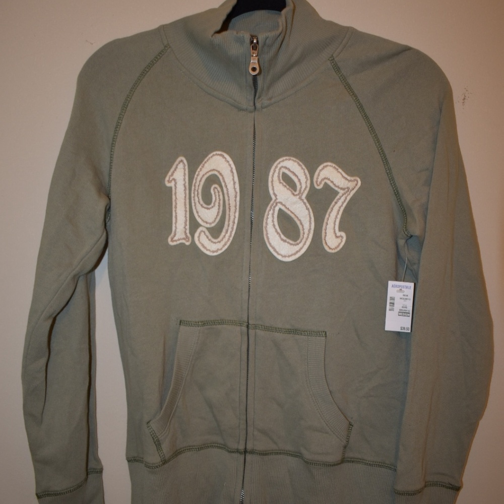 Sweatshirt
